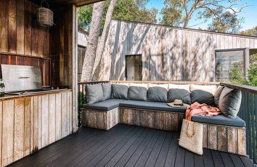 Noosa Heads House | Laguna Bay Vista - Amazing Views Over the Prestigious Laguna Bay