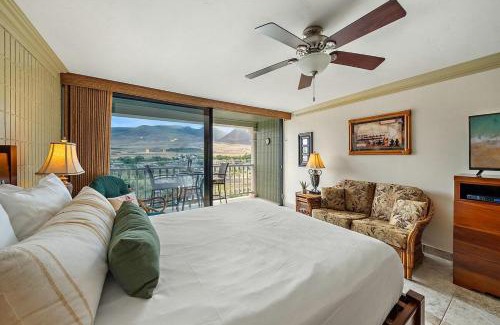 Historic Lahaina Front Street Apartment | Lahaina Shores 512 · LS 512 Getaway Studio by the Beach Pool Hot