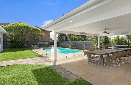 North Avoca House | LAHINCH | Pool , Close to beach | Accom Holidays