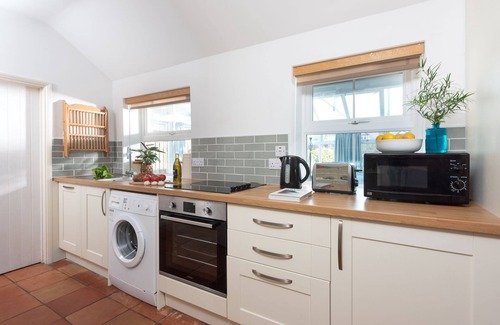 Carbis Bay Cottage | Laity Vean Hideaway - a cottage that sleeps 4 guests in 2 bedrooms