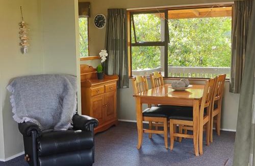 Kuratau House | Lake and Bush Haven