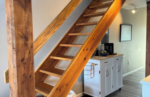 Charlevoix Condo | Lake Charlevoix Lakeview Escape