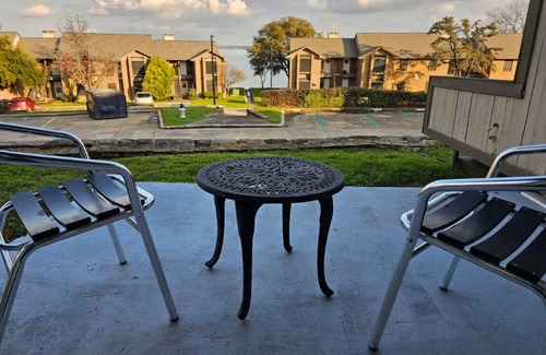 Garland Condo | Lake condo , Cozy and modern 1 bedroom 1 bath.