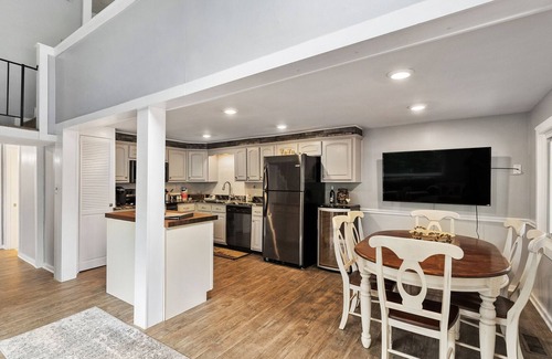Smithville Ski Chalet | Lake Daze at Center Hill Lake