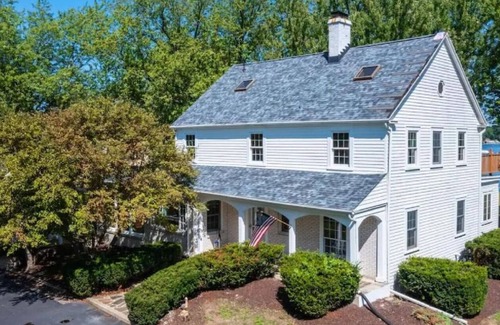 McHenry House | Lake Front 2.20 acre estate Private boat launch with pier