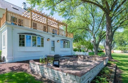 McHenry House | Lake Front 2.20 acre estate Private boat launch with pier