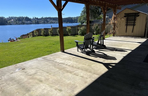 West Hills House | Lake front, beautiful water views, independent studio