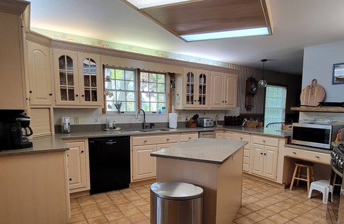 Port Austin House | Lake front house with multi-decks on private beach, Spacious 5-bedrooms