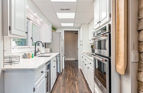 Blairsville House | Lake Front, Mtn view, Dock, Hot Tub, Game Room, Fire pit, Canoe, Paddle boards