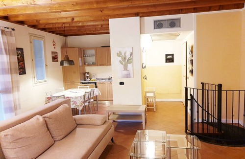 Manerba del Garda Apartment | Lake Garda 1, Borgo Torchio