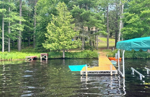 Three Lakes House | Lake Home on Three Lakes chain of lakes, WI Northwoods. 220 ft private frontage