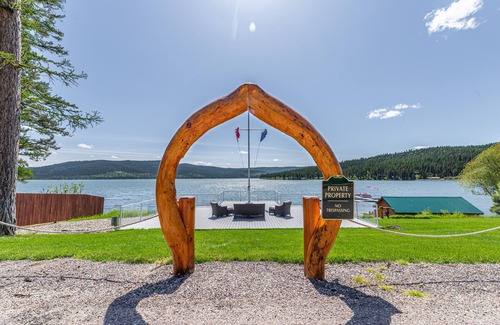 Lake Mary Ronan Cabin | Lake House-Cozy Cabin in the Woods Lake Views