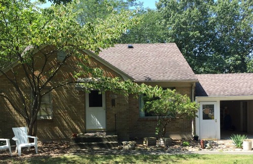 Grand Rapids House | Lake house gem! Minutes from the heart of Grand Rapids!