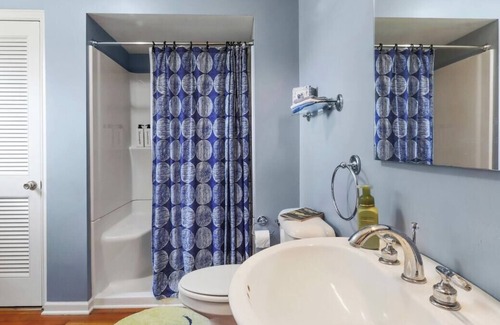 Potter Lake House | Lake House On Potter Lake Easy Troy, WI. Sleeps 8 by David Rigney Real Estate Solutions