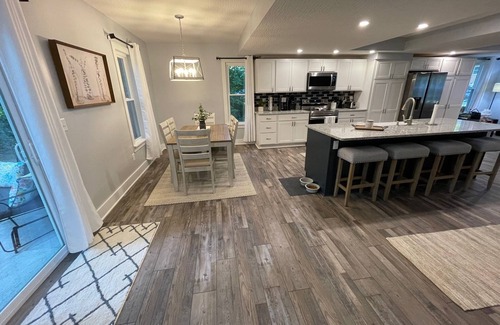 Millersport Cottage | Lake House on the Island!