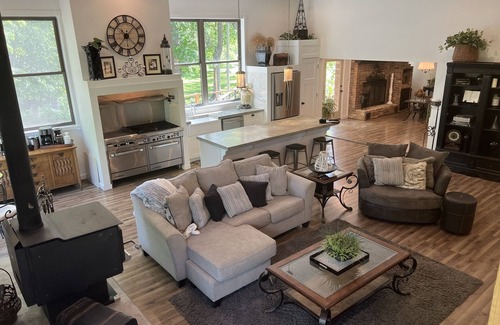 Ossipee House | Lake house with park like setting. Ultimate large home to entertain.