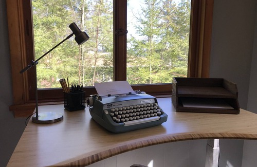 Rogers City Cottage | Lake Huron Hideaway - Unwind, Relax, and Connect