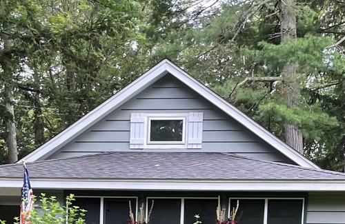 Rogers City Cottage | Lake Huron Hideaway - Unwind, Relax, and Connect