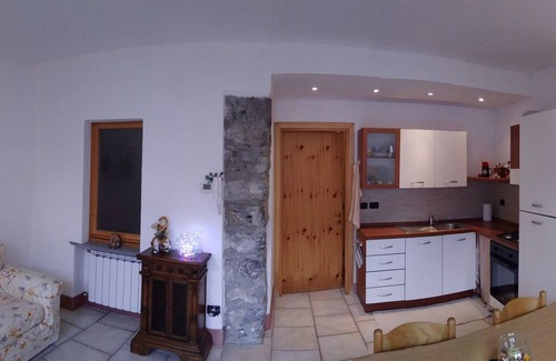 Esmate Apartment | Lake Iseo in Esmate:The House of Fairies CIR.016200CNI00013 CIN IT016200C2UAHS6HFE