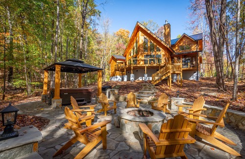 Lake Lure Cabin | Lake Lure's Newest Luxury Log Cabin Behind The Gates of Rumbling Bald Resort!