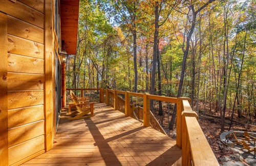 Lake Lure Cabin | Lake Lure's Newest Luxury Log Cabin Behind The Gates of Rumbling Bald Resort!