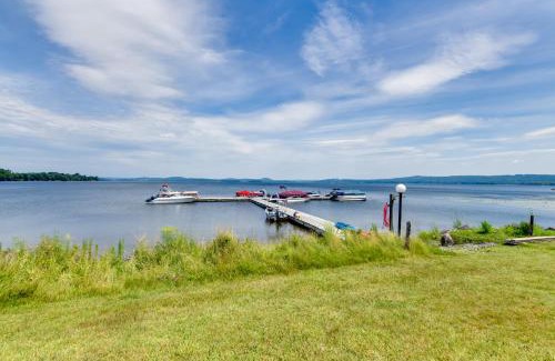 Newport Center Apartment | Lake Memphremagog Access Newport Condo with Balcony