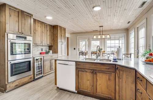 Roach House | Lake of the Ozarks Haven w/Decks, Dock & Kayaks!