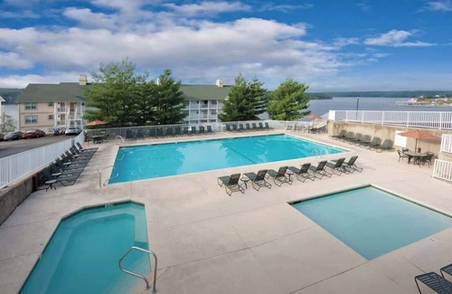 Osage Beach Condo | Lake of the Ozarks- one bedroom