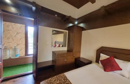 Aryad South Resort | Lake Paradise Hoseboat
