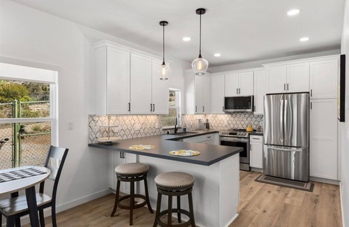 San Marcos House | Lake San Marcos Panorama Retreat with Resort Amenities