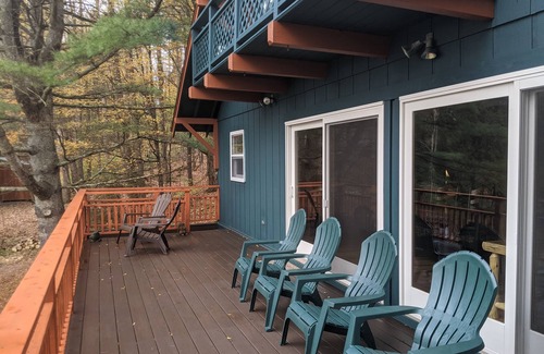 Brant Lake House | Lake side Chalet Brant Lake w/outdoor Hot Tubn
