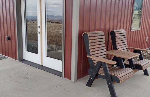 Broadwater County House | Lake view and nearby lake access