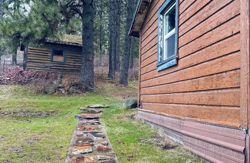 Coeur d'Alene Cabin | Lake View cabin on 3 acres! – Your Perfect Getaway