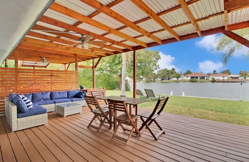 Hallandale Beach House | Lake View - Central Location, Monthly Stays Welcomed, 20% off