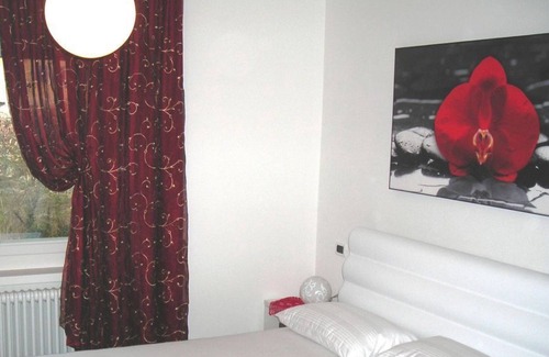 Revo House | Lake view! Delightful apartment complete with all comforts-Integer facility