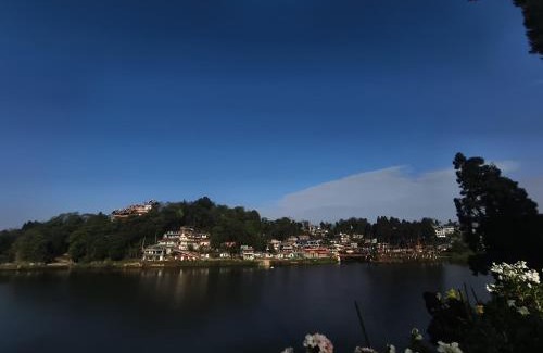Mirik House | Lake View Homestay