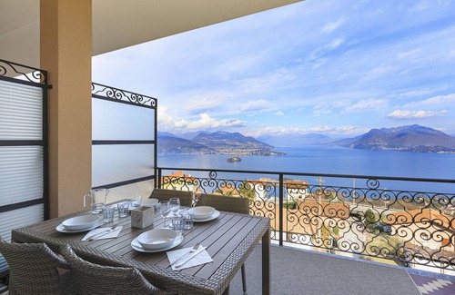 Someraro Apartment | Lake View, Luxury Apartment in Someraro, Stresa - Apartment NORTH