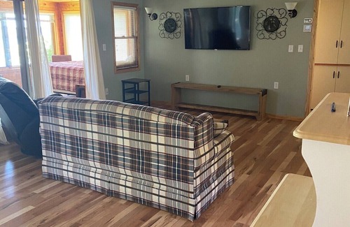 Ottertail Cabin | Lake View Minnesota Resort Cabin with Resort Amenities- 3 Bedroom