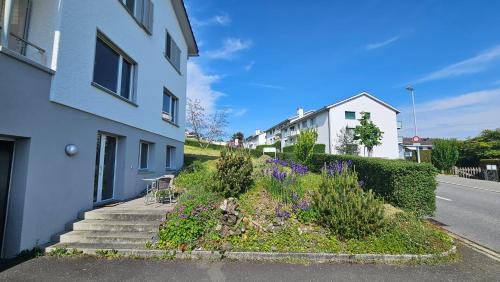 Horgen District House | Lake View Private Studio