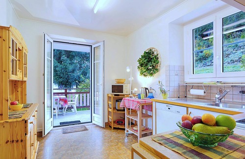 Le Solliat Apartment | Lake view, terrace, private parking, near train station