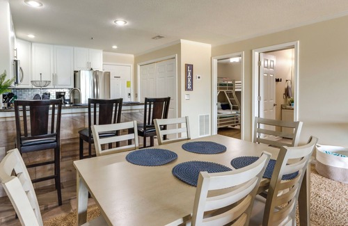 Osage Beach Condo | Lake Views + Pool Access: Condo in Osage Beach!