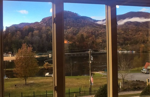 Lake Lure House | Lake Walk - Mr. Lake Lure Vacation Rentals