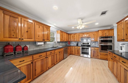 Onalaska House | Lakefront 1 - Lakefront Life