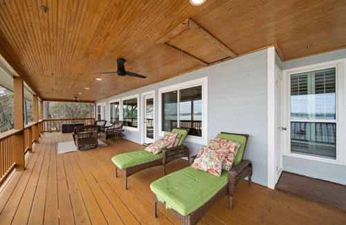 Onalaska House | Lakefront 1 - Lakefront Life