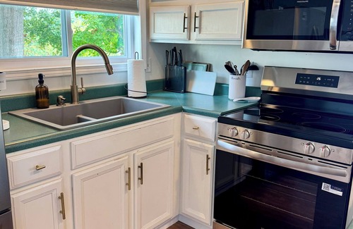Falls of Rough House | Lakefront 3BR/2BA-Wake Up to Views, Private Master Suite, Deck & Firepits!
