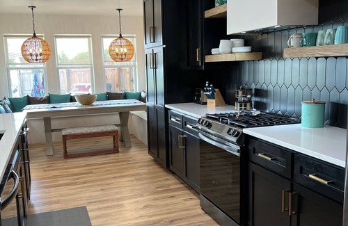 Rowlett House | LAKEFRONT 4 bd/3ba beautifully renovated POOL home w/amazing sunset views