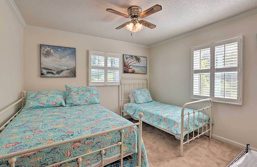 Riverside House | Lakefront Abode w/Dock ~ 15 Mi to Talladega!