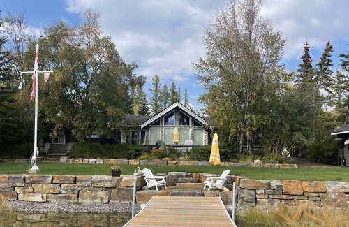 East Kootenay Cabin | Lakefront and Private Dock on Tie Lake