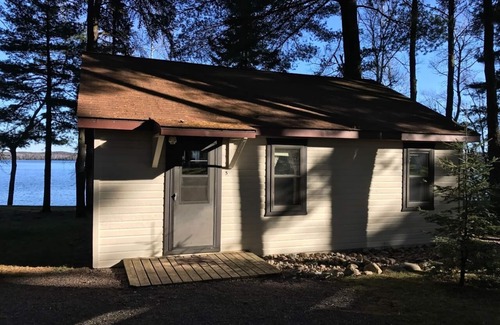 Presque Isle Cottage | Lakefront Cabin #5 The Bass