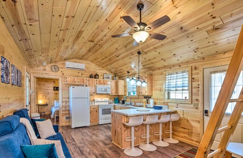 Cub Run Cabin | Lakefront Cabin: Private Dock, Trails, Cave, Etc!